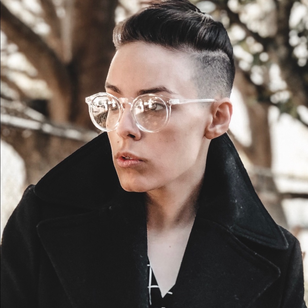 Clear Frame Readers
